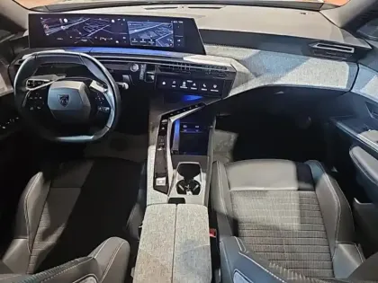 Photo 27 Peugeot 3008  1.2 Hybrid 136ch Allure e-DCS6