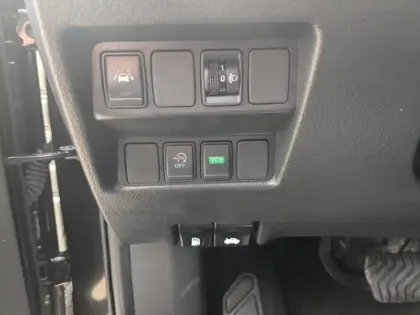 Photo 8 Nissan Qashqai  1.3 DIG-T 160ch N-Connecta DCT 2019 Euro6-EVAP