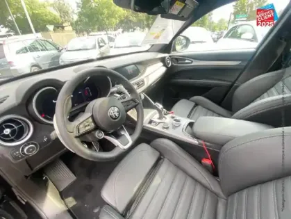 Photo 14 Alfa Romeo Stelvio  2.2 Diesel 160ch Veloce AT8