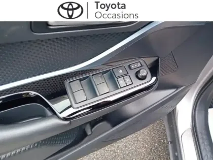 Photo 5 Toyota C-HR  122h Edition 2WD E-CVT MY20