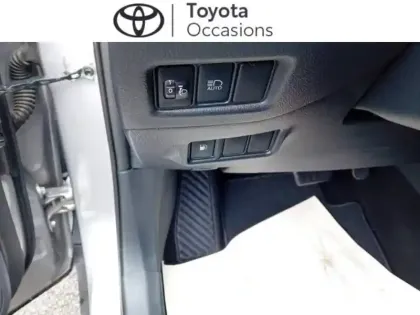 Photo 4 Toyota C-HR  122h Edition 2WD E-CVT MY20