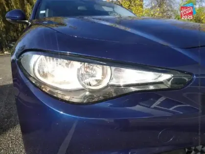 Photo 12 Alfa Romeo Giulia  2.2 JTD 150CH SUPER AT8 GPS RADAR AR