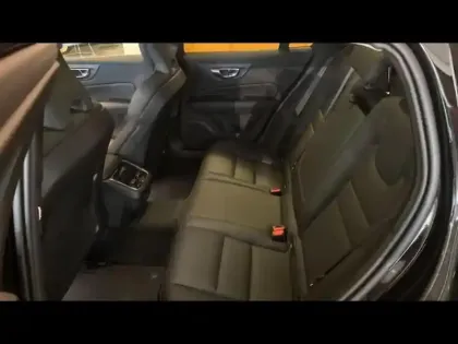 Photo 5 Volvo V60  B4 197ch Ultra Style Dark DCT 7