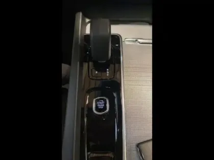 Photo 14 Volvo V60  B4 197ch Ultra Style Dark DCT 7