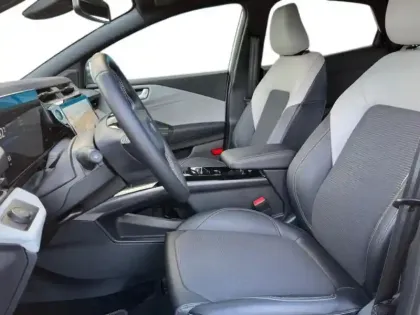 Photo 6 Ford Puma  Gen-E 168ch Standard Range 43 kWh Sound Edition