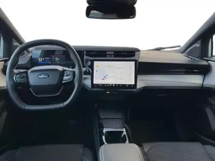 Photo 8 Ford Puma  Gen-E 168ch Standard Range 43 kWh Sound Edition