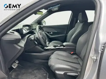 Photo 26 Peugeot 2008  PureTech 130 S&S EAT8