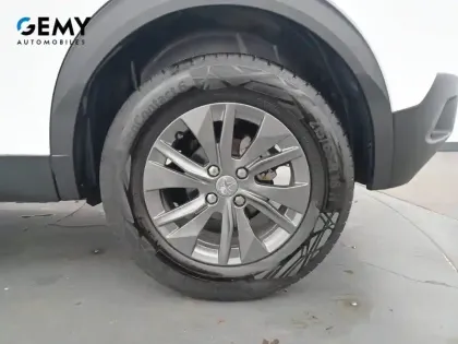 Photo 10 Peugeot 2008  PureTech 130 S&S EAT8