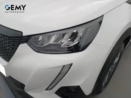 Photo 15 Peugeot 2008  PureTech 130 S&S EAT8