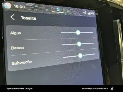 Photo 35 Volvo Xc40  B3 163 ch DCT7