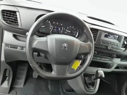 Photo 8 Peugeot Expert  FGN TOLE STANDARD 2.0  BLUEHDI 120 S&S BVM6