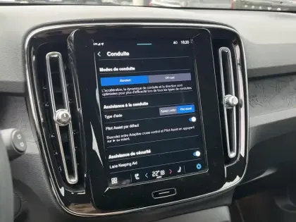 Photo 27 Volvo Xc40  Recharge 231 ch 1EDT