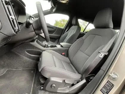 Photo 13 Volvo Xc40  Recharge 231 ch 1EDT