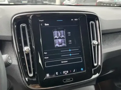 Photo 30 Volvo Xc40  Recharge 231 ch 1EDT