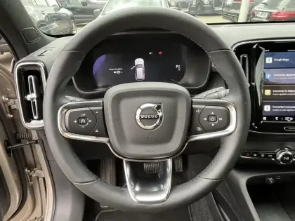 Photo 14 Volvo Xc40  Recharge 231 ch 1EDT