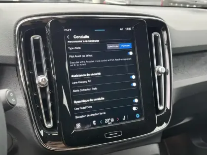 Photo 28 Volvo Xc40  Recharge 231 ch 1EDT