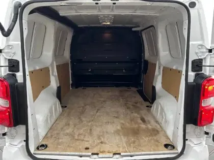 Photo 5 Peugeot Expert  FGN TOLE LONG ELECTRIQUE 75KWH 136