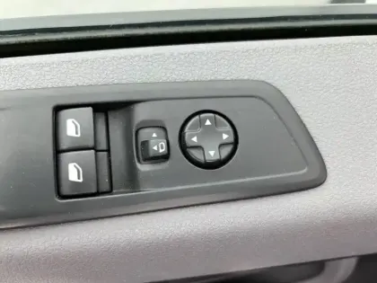 Photo 18 Peugeot Expert  FGN TOLE LONG ELECTRIQUE 75KWH 136