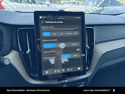 Photo 11 Volvo Xc60  T6 AWD Hybride rechargeable 253 ch+145 ch Geartronic 8