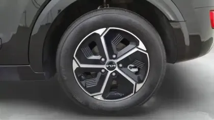 Photo 11 Kia Niro  1.6 GDi 183 ch PHEV DCT6