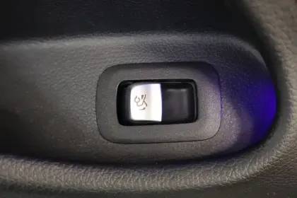 Photo 28 Mercedes Classe C  Cabriolet 220 d 9G-Tronic