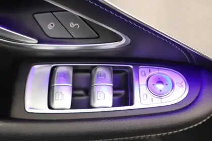 Photo 23 Mercedes Classe C  Cabriolet 220 d 9G-Tronic