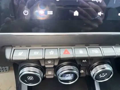 Photo 41 Renault Arkana  E-Tech hybride 145 - 22