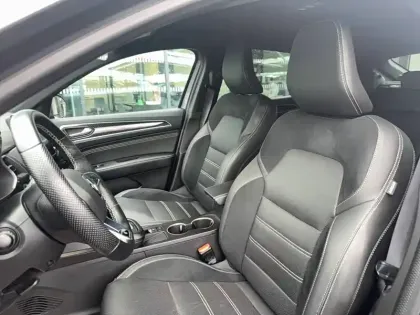 Photo 9 Renault Arkana  E-Tech hybride 145 - 22