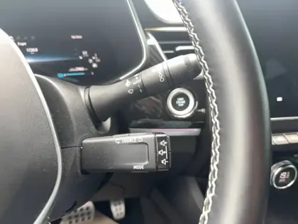 Photo 37 Renault Arkana  E-Tech hybride 145 - 22