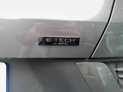 Photo 21 Renault Arkana  E-Tech hybride 145 - 22