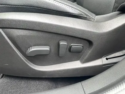 Photo 30 Renault Arkana  E-Tech hybride 145 - 22