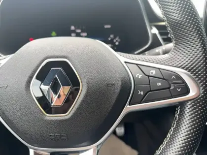 Photo 36 Renault Arkana  E-Tech hybride 145 - 22