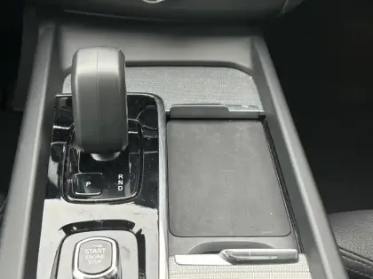 Photo 23 Volvo Xc60  T6 AWD Hybride rechargeable 253 ch+145 ch Geartronic 8