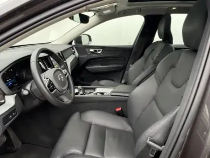 Photo 7 Volvo Xc60  T6 AWD Hybride rechargeable 253 ch+145 ch Geartronic 8