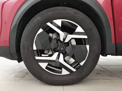 Photo 12 Peugeot 2008  PureTech 100 S&S BVM6