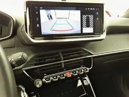 Photo 17 Peugeot 2008  PureTech 100 S&S BVM6