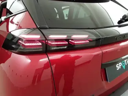 Photo 16 Peugeot 2008  PureTech 100 S&S BVM6