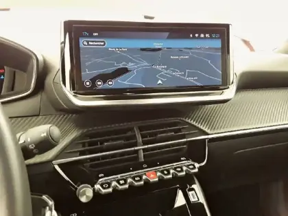 Photo 14 Peugeot 2008  PureTech 100 S&S BVM6