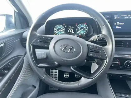 Photo 18 Hyundai Bayon  1.0 T-GDi 100 Hybrid 48V