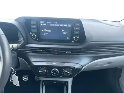 Photo 5 Hyundai Bayon  1.0 T-GDi 100 Hybrid 48V