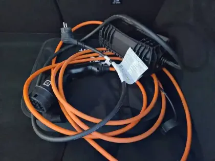 Photo 31 Peugeot 208  Electrique 50 kWh 136ch