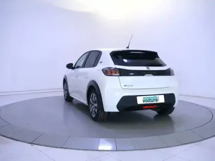 Photo 6 Peugeot 208  Electrique 50 kWh 136ch