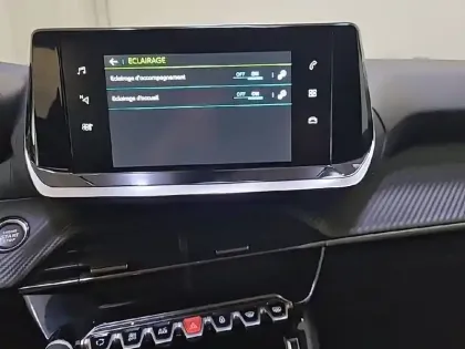 Photo 22 Peugeot 208  Electrique 50 kWh 136ch