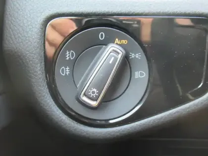 Photo 26 Volkswagen Golf  1.5 TSI 130 EVO BVM6