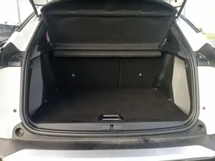 Photo 5 Peugeot 2008  PureTech 130 S&S EAT8