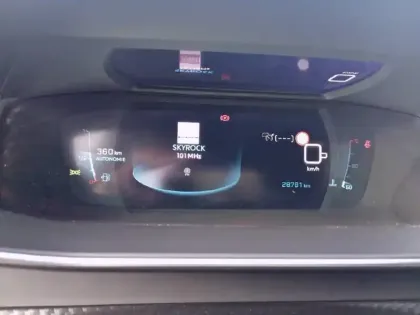 Photo 9 Peugeot 2008  PureTech 130 S&S EAT8