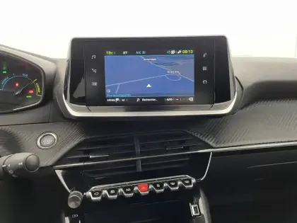 Photo 19 Peugeot 208  Electrique 50 kWh 136ch