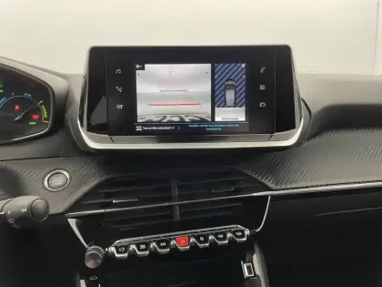 Photo 31 Peugeot 208  Electrique 50 kWh 136ch