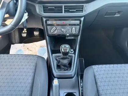 Photo 9 Volkswagen T-cross  1.0 TSI 95 Start/Stop BVM5