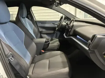 Photo 29 Volvo Ex30  Single Extended Range 272 ch 1EDT